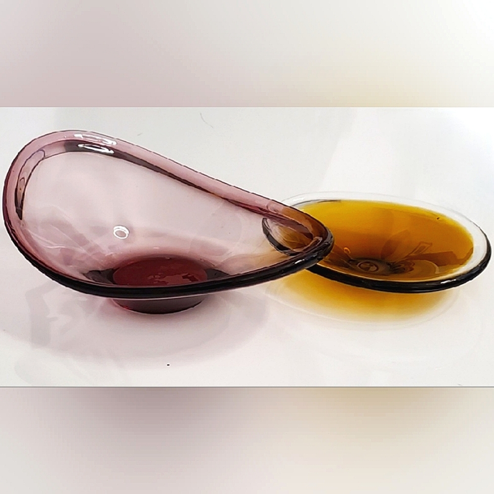 Vntg 10" Amythest & 7 1/2" Amber Art Glass Bowls - Picture 3 of 11